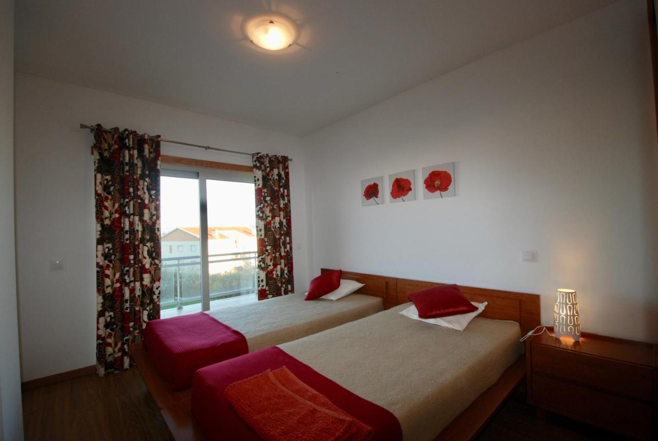 Solar - Sea View Apartment With Pool Sao Martinho do Porto Exterior photo